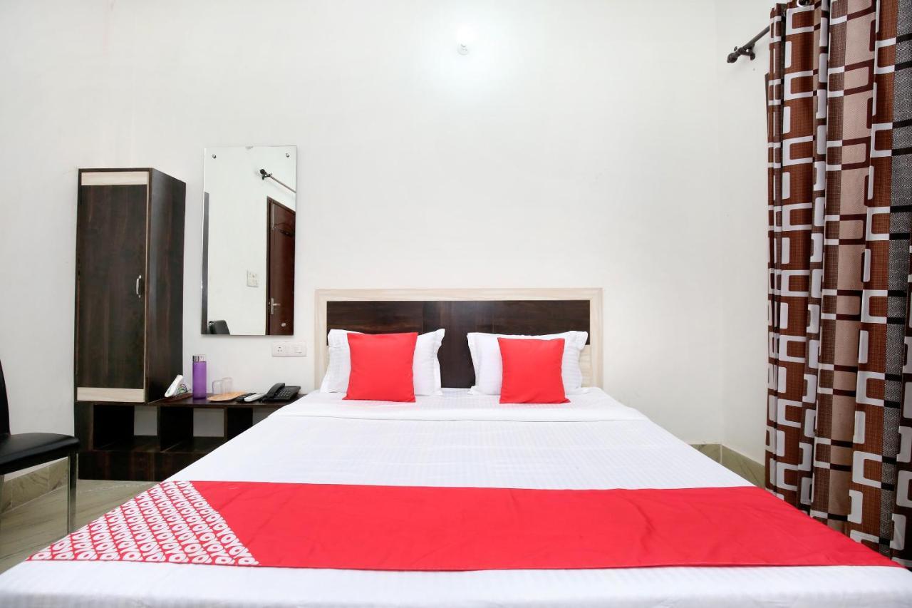 Oyo 24666 Samar Residency Hotel อัมริตสา ภายนอก รูปภาพ